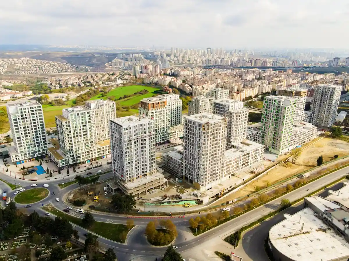 Image of Akzirve Strada