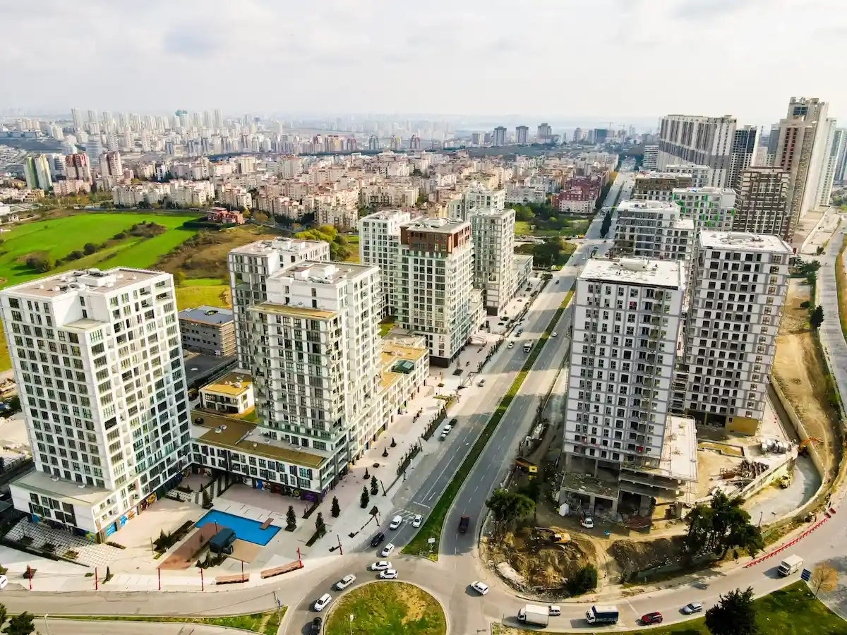 Image of Akzirve Strada