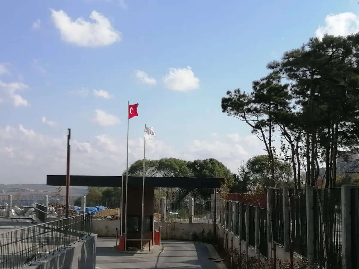 Image of Akzirve Strada