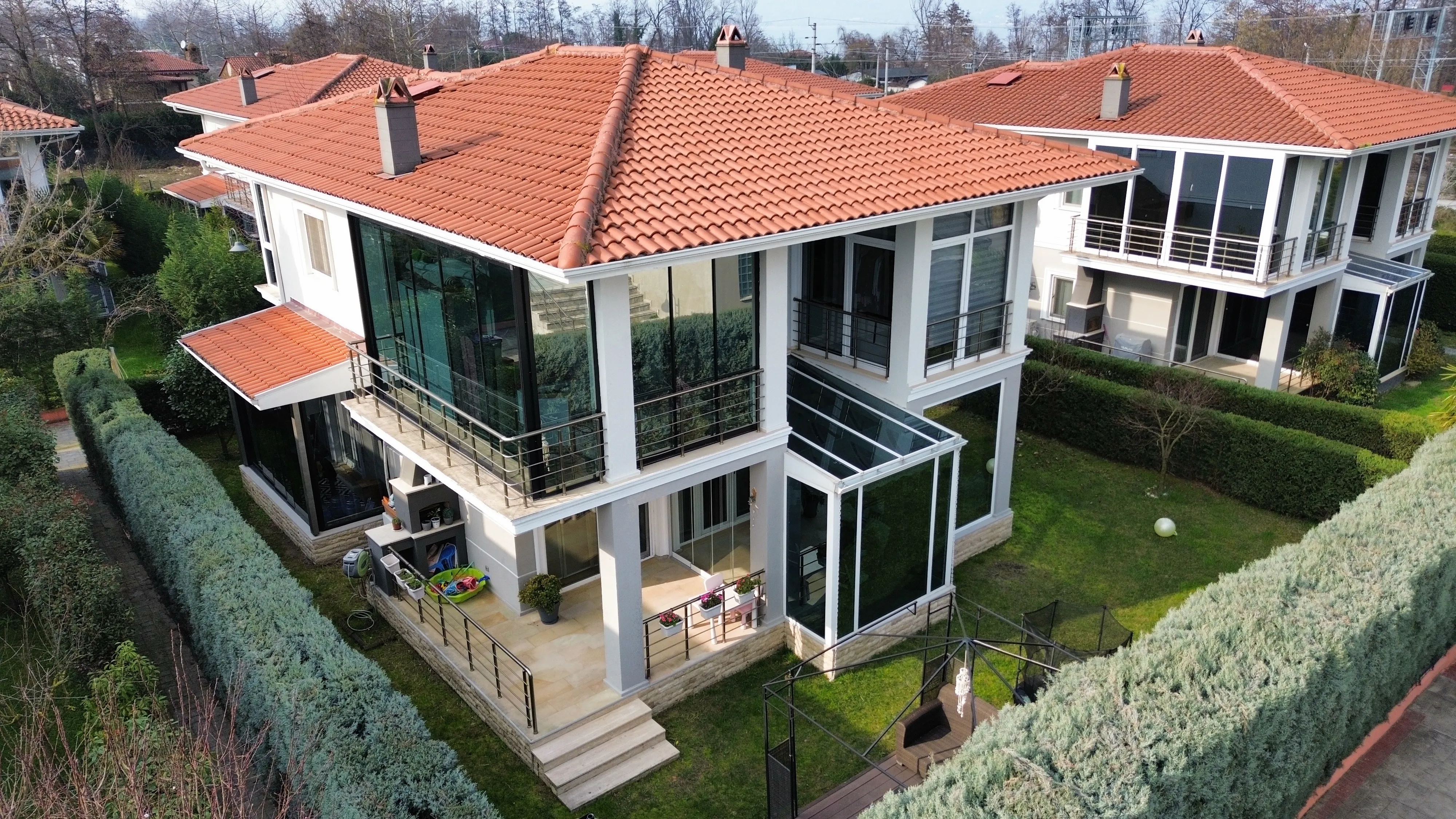Luxury Villa for Sale in Kırkpınar, Sapanca – Metehan Konakları | Private Garden & Social Facilities