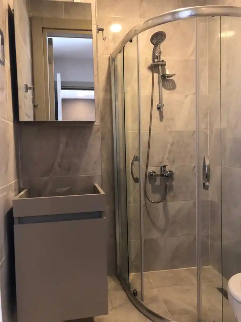 Image of Forev Modern