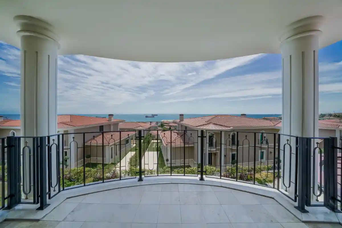 Image of Deniz Istanbul